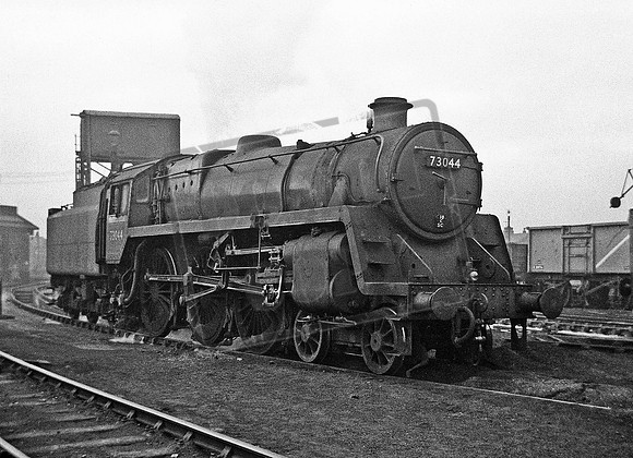 73044 1957-04-07 Patricroft