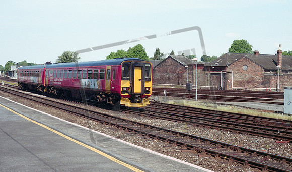 153318 153305 2001-05-21 Salisbury