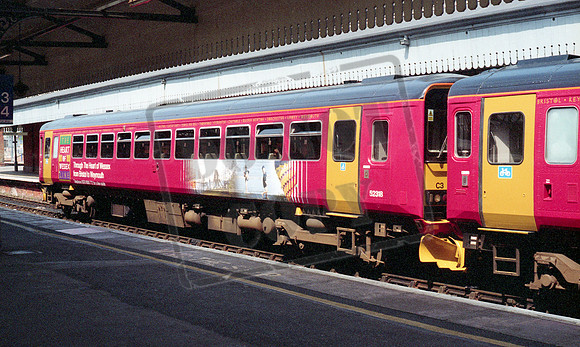 153318 153305 2001-05-21 Salisbury