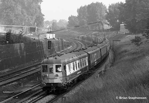 EMU 3052 1969 Clapham Junction