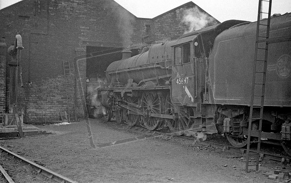 45697 1967c Bradford Manningham shed