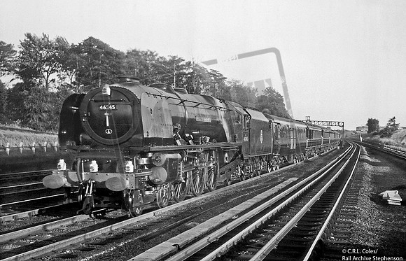 46245 1953-08-04 Carpenders Park