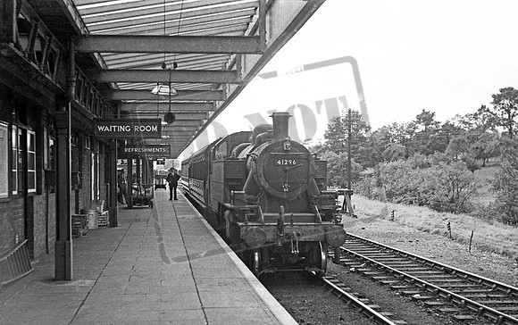 41296 1950s Templecombe