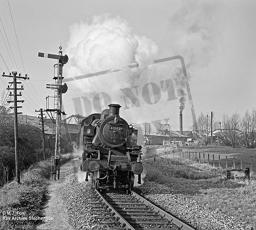 41243 1965-02-27 Glastonbury