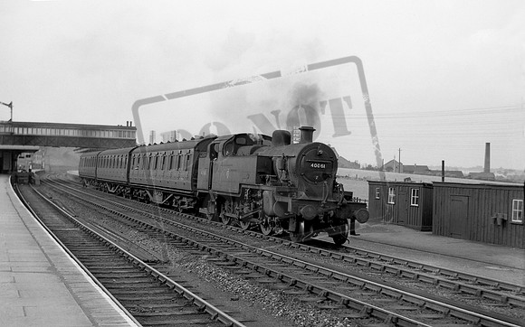 40061 1957-08 Wellingborough