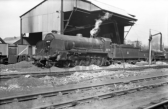 30770 1950s Basingstoke  shed