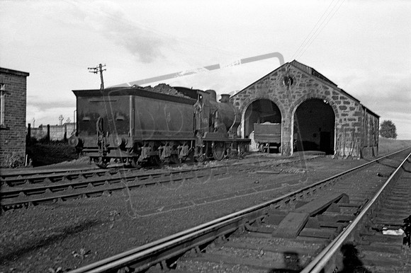 54496 1950s Tain shed