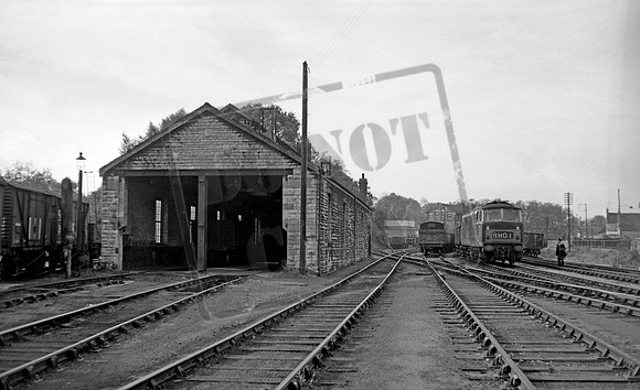 D7015 1967-10 Radstock