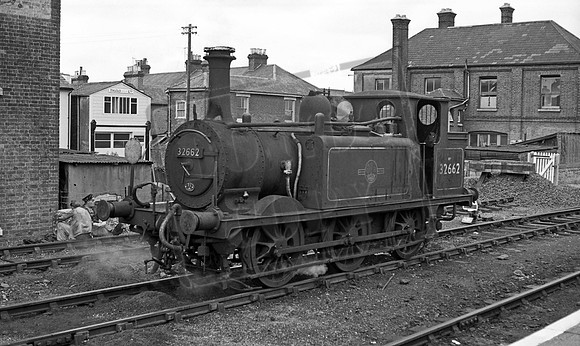 32662 1963-07-14 Havant