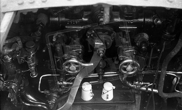 42524 1960 Footplate detail