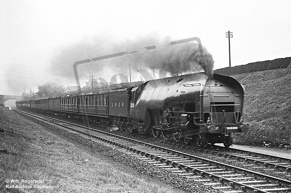 10000 1931-07-25 Croft Spa station