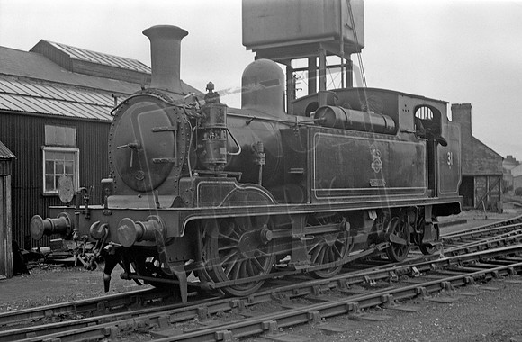 W31 1950s Newport IoW shed
