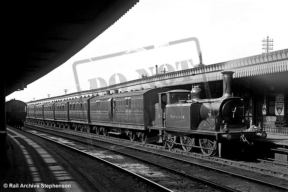 LBSCR 239 1900c Portsmouth Harbour