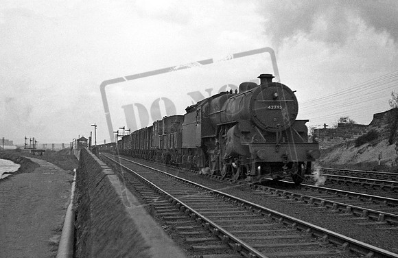 42795 1950-04-28 Wath Road Junction