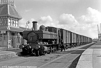 1368 1957-09 Weymouth Quay