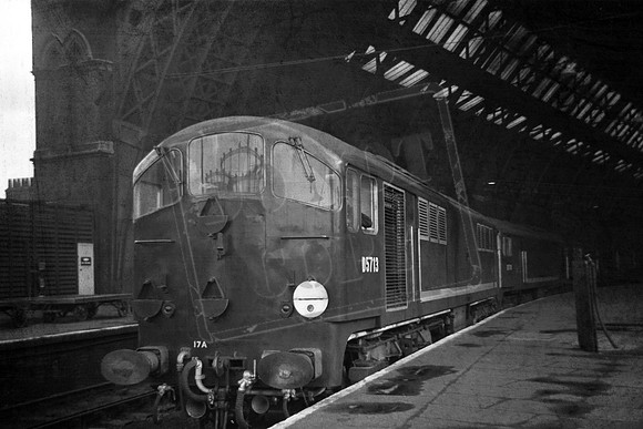 D5713 1959c London St Pancras