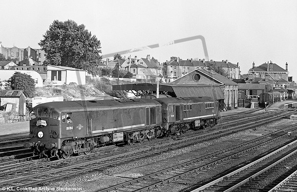 D5701 D5704 1959-07-07 Hendon