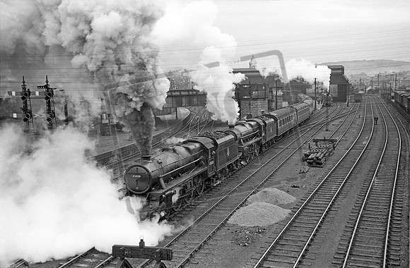 45030 44999 1952c Perth