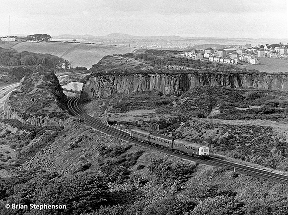 DMU Sc51xxxx 1968c North Queensferry