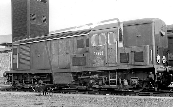 D8203 1958-09-21 Willesden