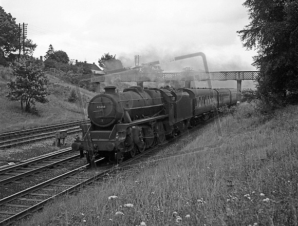 45059 1960-08-20 Elstree