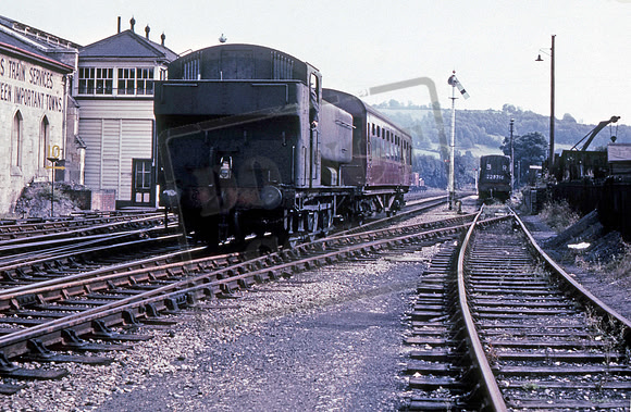 9453 1964-09-21 Stroud