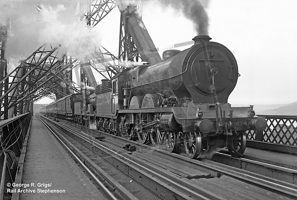 9874 1929-06 Forth Bridge