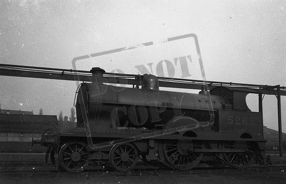 5265 1930s Is it Crewe Works-ROneg-568