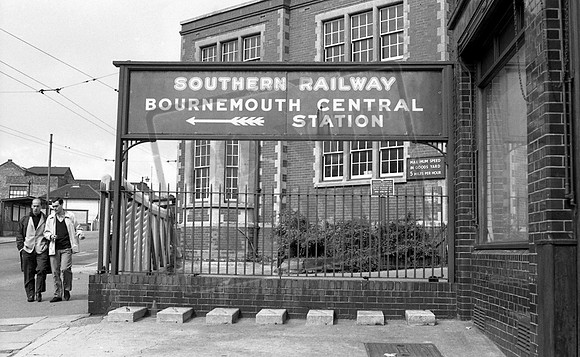 Sign 1963-06-30 Bournemouth Central
