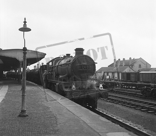 7000 1960-08 Swindon Station