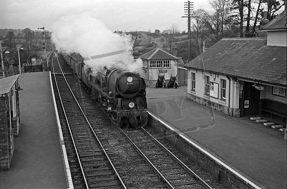35006 1964-04-10 Milbourne Port