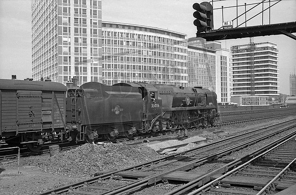 35006 1964-06-27 Vauxhall
