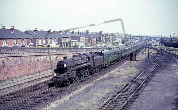 73018 1966 Eastleigh