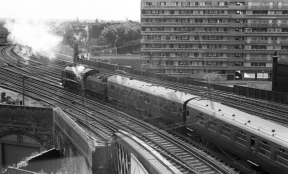 30902 1962 London Waterloo