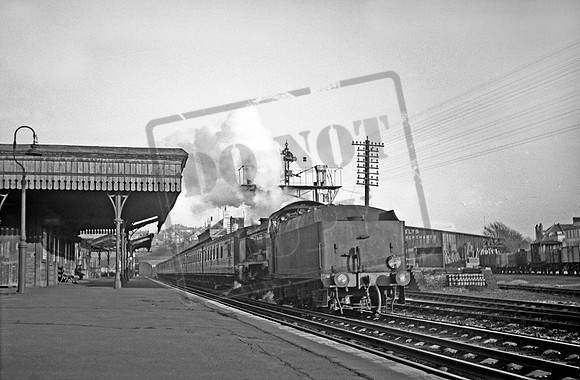30927 1950s St. Leonards West Marina