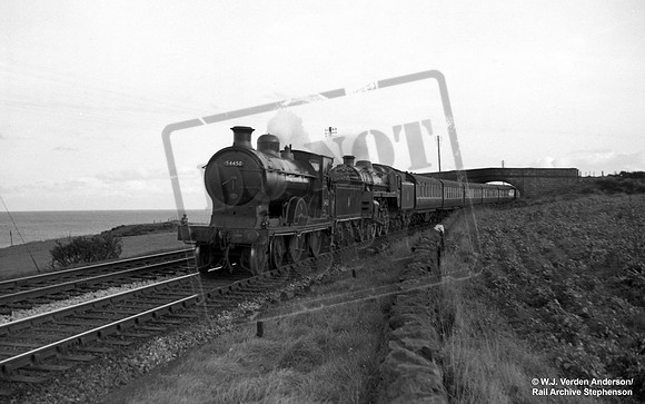 54450 1951-10-20 near Aberdeen
