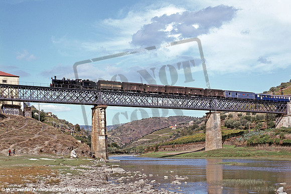 CP 268 1968-09-28 near Regua