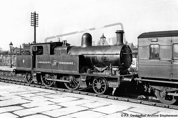 LYR 18 1920c Stalybridge