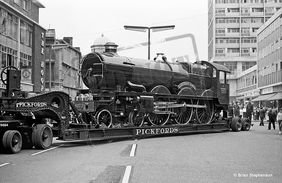 4073 1961-06-04 Kensington