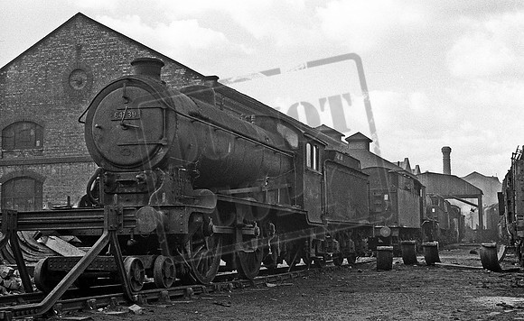 64739 1962-04-01 Nottingham shed
