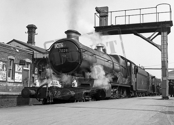 7029 1965-03-03 Maidenhead
