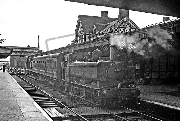 6424 1963-08-26 Kidderminster