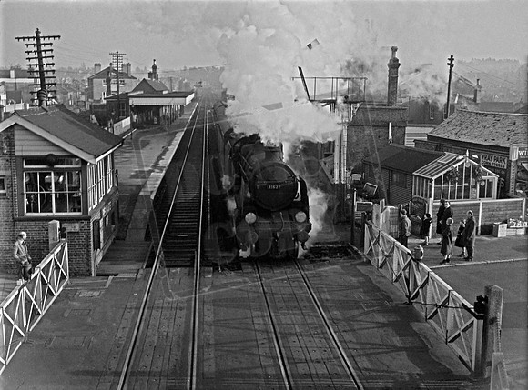 31627 1965-01-02 Reigate
