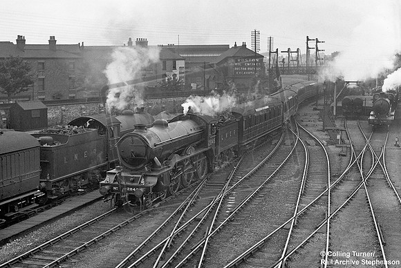 2845 1937 Lincoln Central