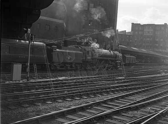 70022 1957-08-24 Paddington-ROneg-1503-611