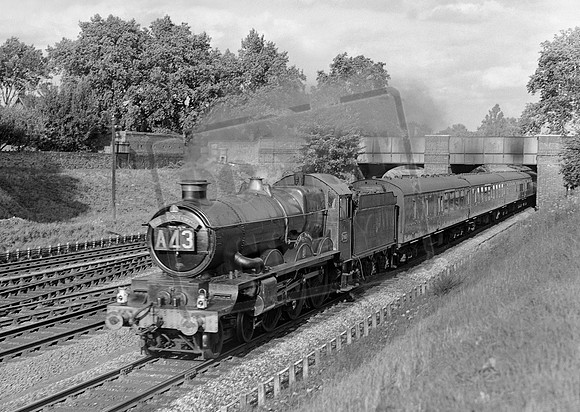 7007 1962-08-25 West Ealing