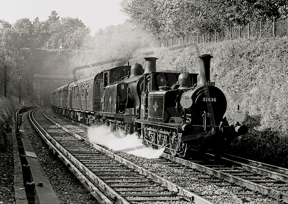 32636 32418 1962-10-07   Lewes