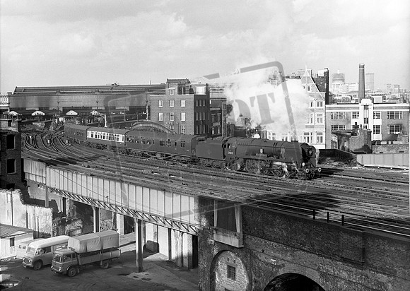 34013 1967-03-11 Waterloo