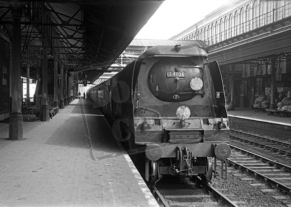 34106 1961-07 Exeter St Davids