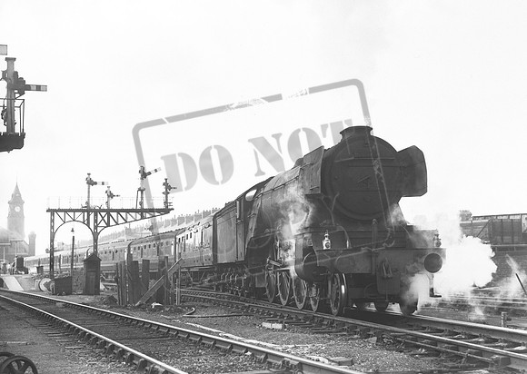 60080 1963-04-13 Darlington